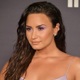 Demi Lovato Gilan High Jewellery Istanbul